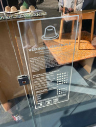 Výstava ECO? Český design směrem k udržitelnosti nahlíží kriticky na aktuální téma šetrnosti k životnímu prostředí