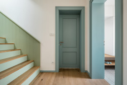 Rekonstrukce prvorepublikové vily v Praze od No Architects