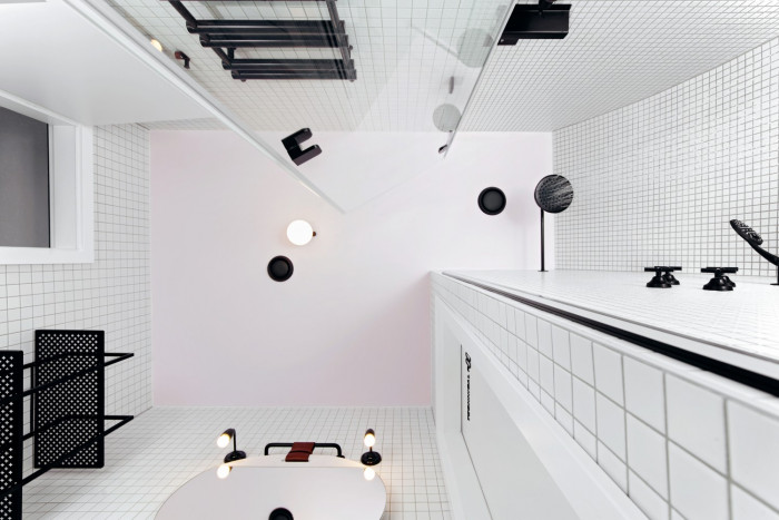 Hostel Long Story Short, Denisa Strmisková