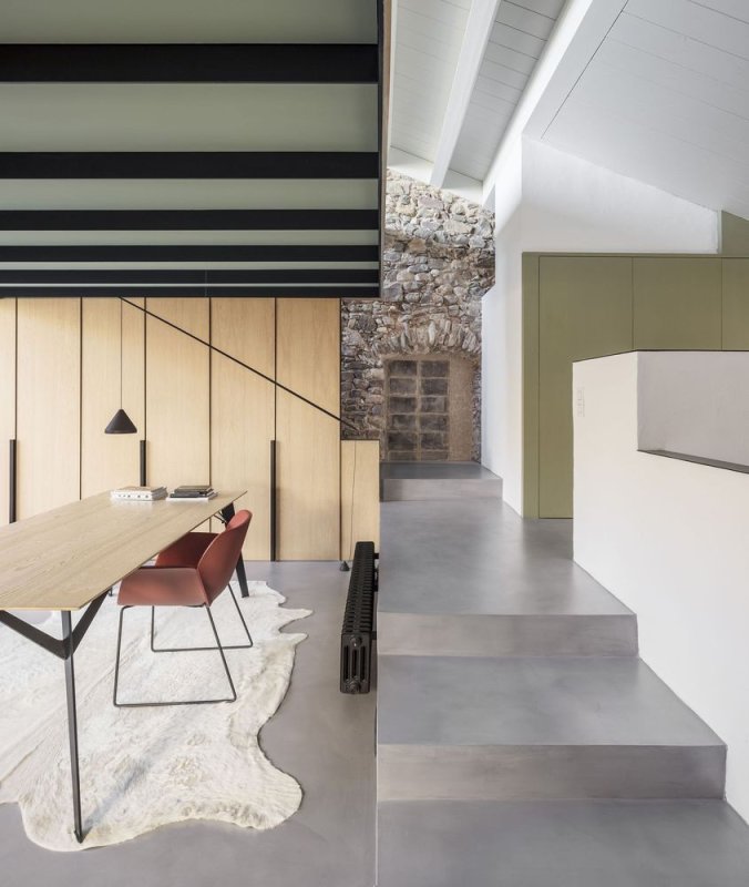 Venkovský dům ve vesnici Cruïlles od Majoral Tissino Architects