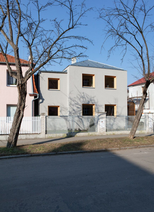 SKUPINA, Dům ve Strašnicích – foto