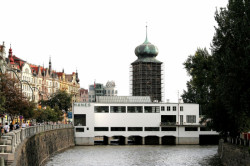 Otakar Novotný, budova spolku Mánes, 1930, foto