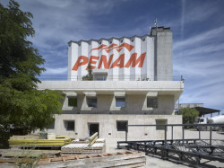 Administrativní budova ve Strančicích, Architektura s.r.o.