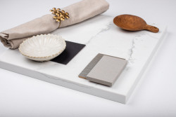 Přední výrobce tvrzeného kamene Technistone představuje novinky pro jaro 2023 se vzory inspirovanými mramorem: na obrázku dekor Calacatta Serchio