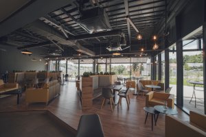 Studio Free Architects zrealizovalo v areálu bývalého brownfieldu ve Velkém Meziříčí fitness a wellness centrum Beauty&Beast.