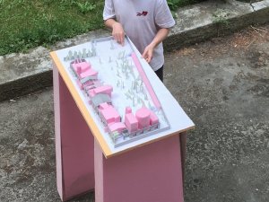 Model - Konverze bývalého průmyslového areálu v ulici V Chobotě, Český Brod (Vojtěch Tecl, Adam Šustek, Tereza Brussmannová, Savka Marenić) - studie 2021