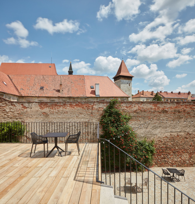 Vinařství Nešetřil ve Znojmě, ORA (originální regionální architektura)/ Jan Veisser, Jan Hora, Barbora Hora