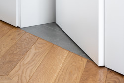 Interiér bytu na Letné od studia 2MAD