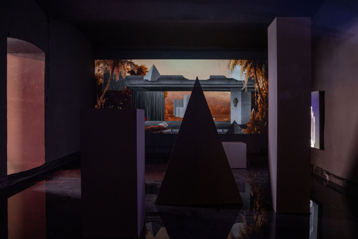 Fotografie z výstavy A Great LOUDREADING is in the Making. But No One has Noticed. od studia Post-Novis ve spolupráci s WAI Think Tank