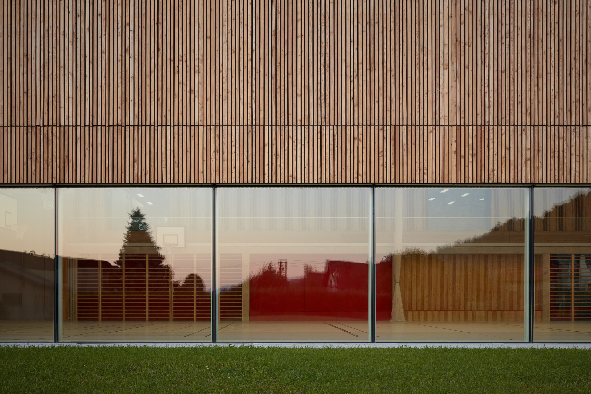 Sportovní hala v Novém Hrozenkově od studia Consequence Forma