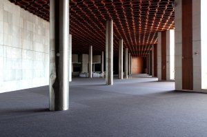 Interiér Istropolisu se dochoval ve svém původním provedení
