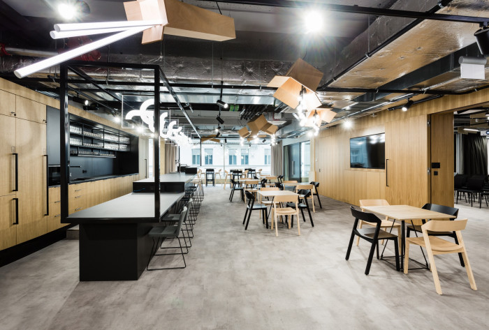 HUBHUB v Praze od studia Reaktor