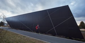 Plavecká hala v Lounech od studia dkarchitekti