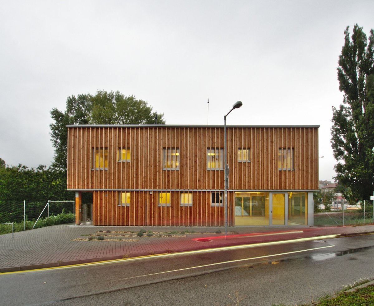Loděnice Karloveské rameno v Bratislavě, OFFICE110 architekti
