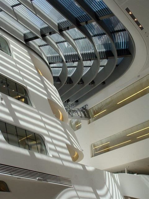 Zaha Hadid, Knihovna a vzdělávací centrum Wirstchaftsuniversität, Vídeň – foto
