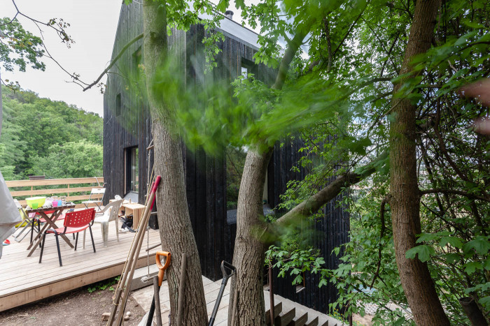 Chata v Jundrově, atelier RCNKSK/ Jan Říčný. Foto: RCNKSK