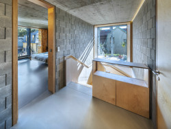 Dům v ocelovém korzetu, Jan Šépka /Šépka architekti/