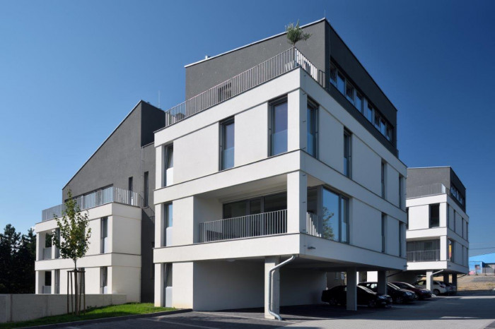 BD Krásnopolská, ATELIER 38