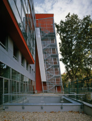 Rezidenční a kancelářský komplex na Schlachthausgasse ve Vídni, Coop Himmelb(l)au