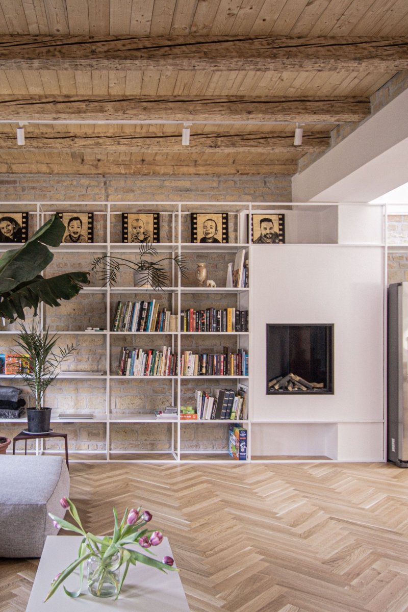 Architekt Marián Gombarček navrhl rekonstrukci rodinného domu v Bratislavě