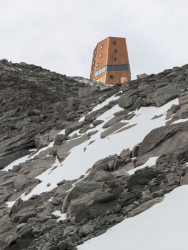 Horská chata Sasso Nero, Stifter und Bachmann - foto