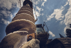 Divize 11 stavební firmy HINTON se specializuje na tzv. speciální zakládání staveb.