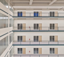 Budova Elektrických podniků v Praze-Holešovicích po rekonstrukci od studia TaK Architects