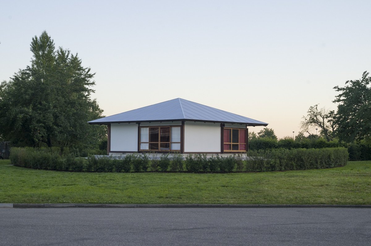 Nová budova kampusu od architekta jménem Kazuo Shinohara