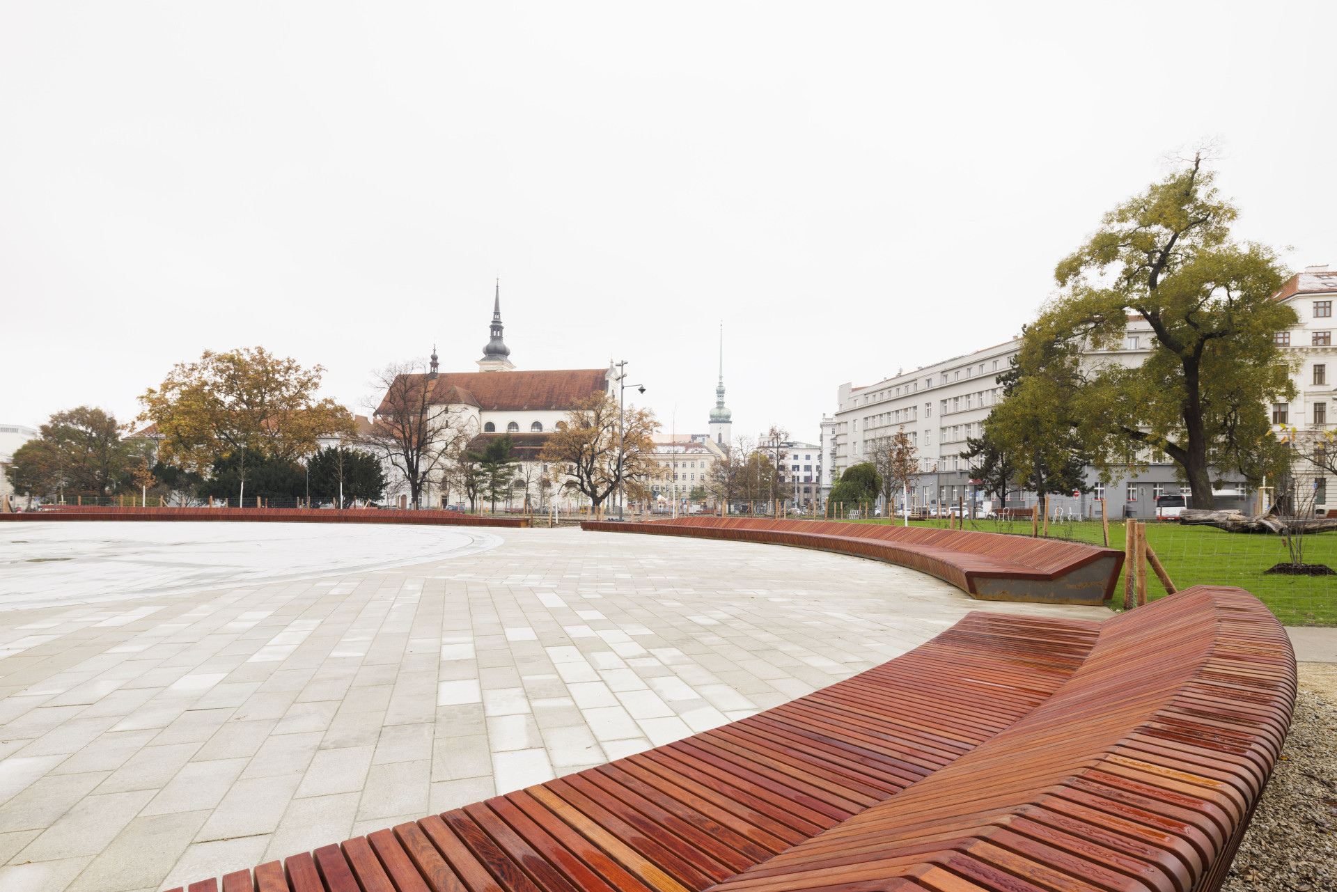 Architekti z Consequence Forma architects navrhli novou podobu Moravského náměstí v Brně