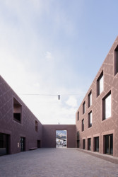 Hudební škola v Brixenu od atelieru Carlana Mezzalira Pentimalli