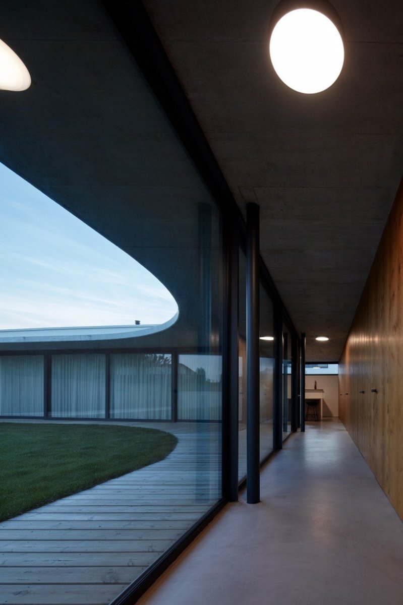 RD Jarovce, Compass architekti