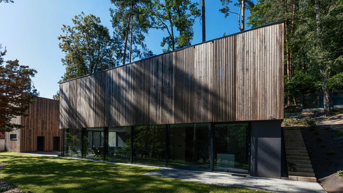 Dům ve Skrejši, Refuel works / Zbyněk Ryška, Jan Skoupý, Libor Šupler