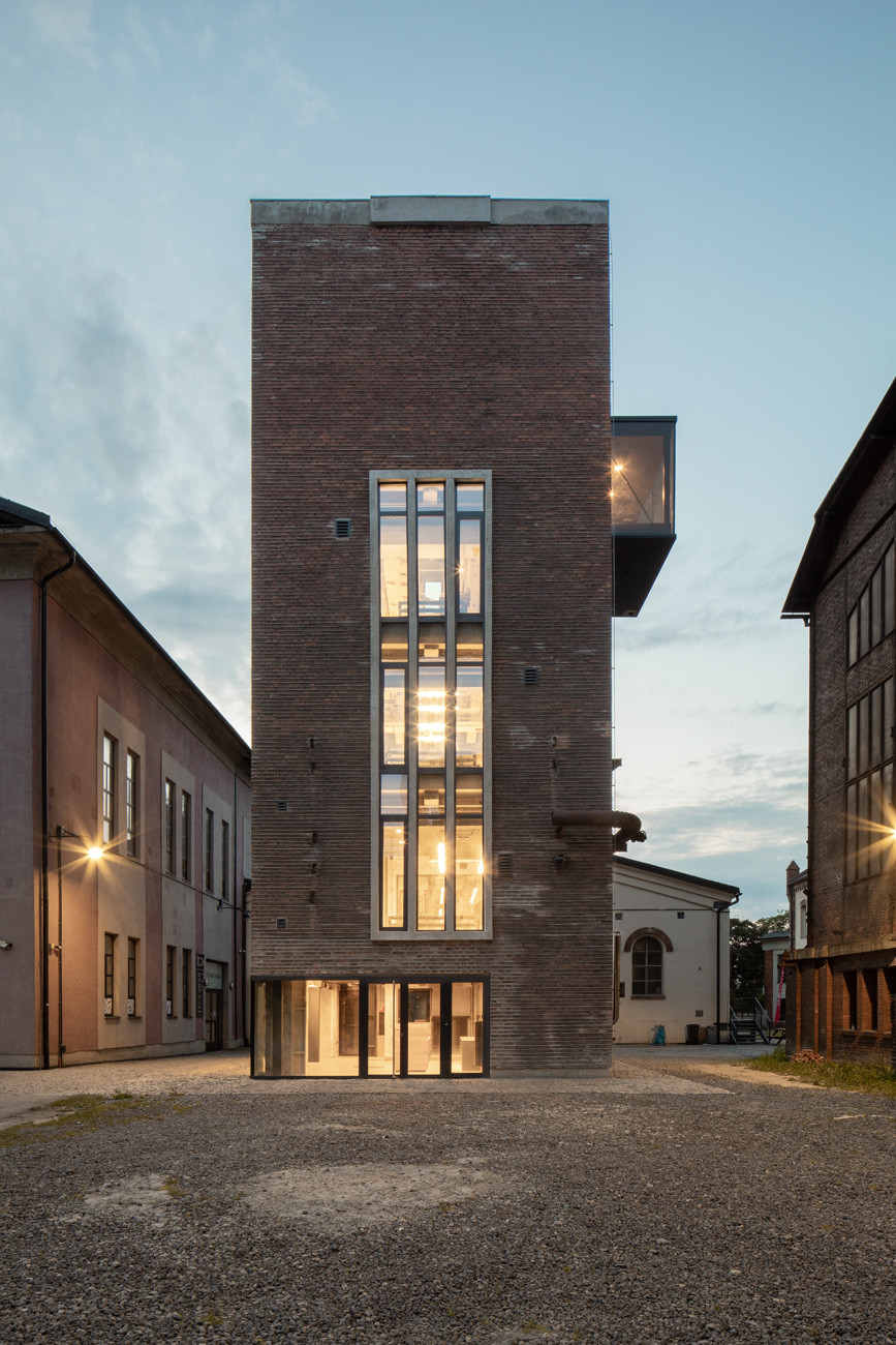 Rekonstrukce Výdušné jámy v Dolních Vítkovicích od Kamil Mrva Architects