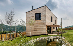 Rodinný dům v Chrustenicích, Refuel works / Zbyněk Ryška, Jan Skoupý