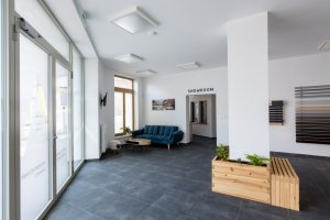 Podnikatelský inkubátor Dům na rohu ve Valašských Kloboukách od studia Jan Hanousek Architekti