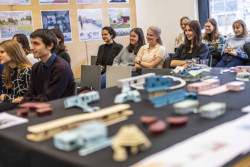 FA NONSTOP je u konce. Od pondělí vystavují studenti architektury, designu a krajinářské architektury své práce.