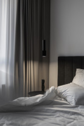 Petr Hák proměnil bývalou lázeňskou polikliniku v Poděbradech na designový hotel Chariclea