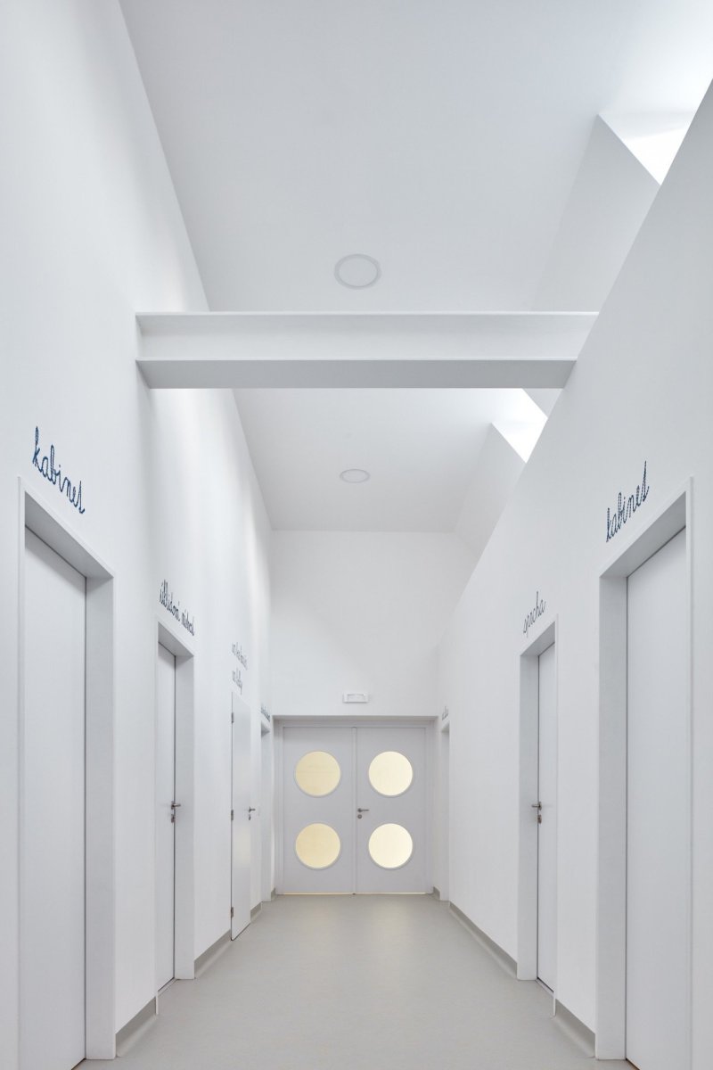 Rekonstrukce a rozšíření Základní školy Vřesovice, Public Atelier, studio FUUZE/ Jiří Markevič, Jaroslav Sedlák