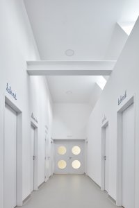 Rekonstrukce a rozšíření Základní školy Vřesovice, Public Atelier, studio FUUZE/ Jiří Markevič, Jaroslav Sedlák