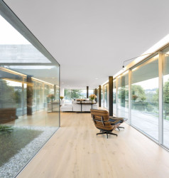 Sambade House, Spaceworkers