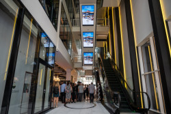 Máj se změnil - už se tu nenakupuje.