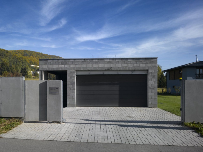 ARCHTEAM, Dům v betonu – foto