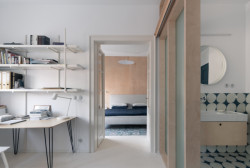 Na prvním patře je taky ložnice a pracovna. (Dům v Kutné Hoře, BYRÓ architekti)