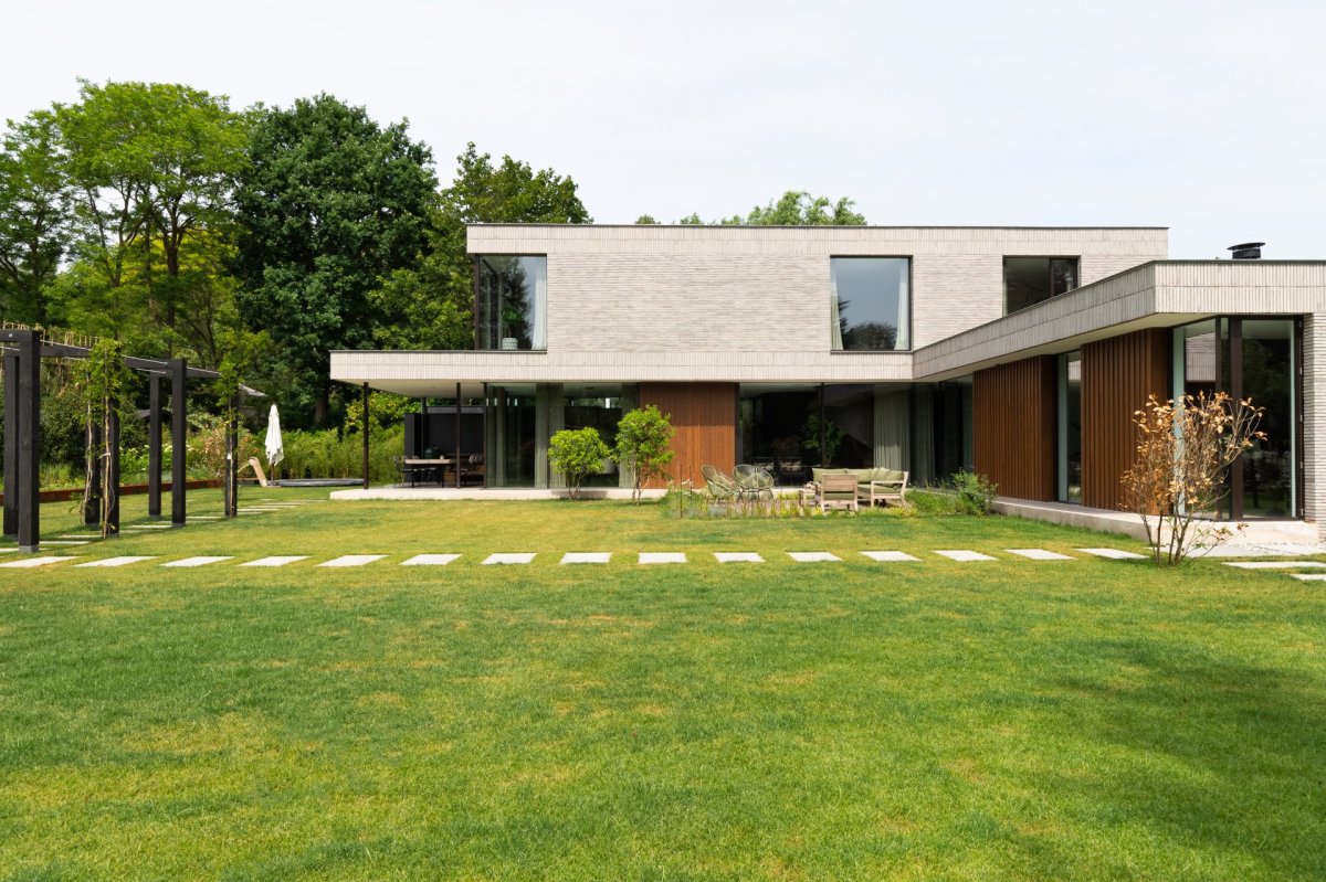 Cihly Joseph Bricks mají nezaměnitelný charakter ruční výroby a jedinečné odstíny. (na obrázku rodinný dům v Rotterdamu)