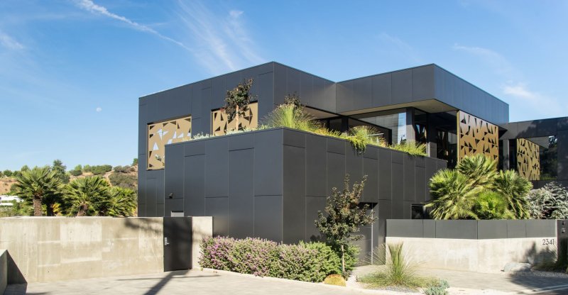 Swisspearl Reflex na Black Villa v Beverly Hills v Kalifornii 