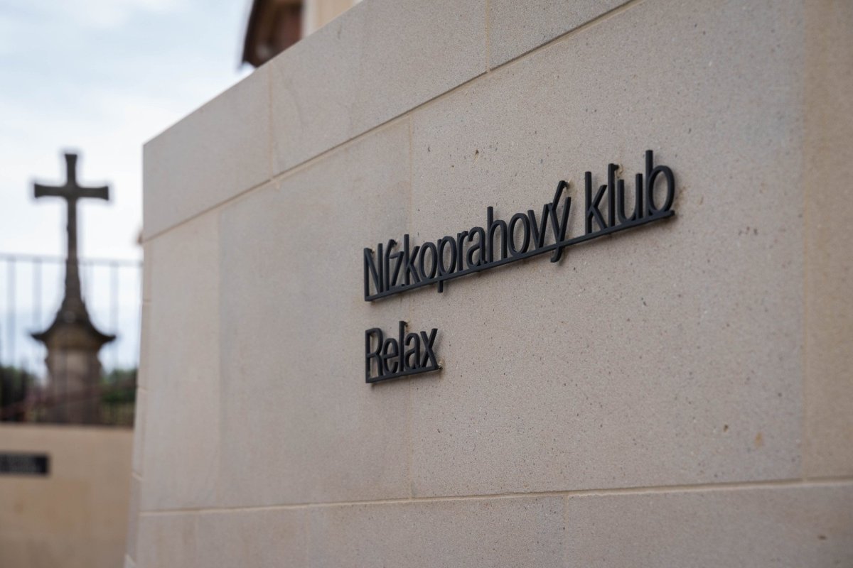 Název Relax si vymysleli sami uživatelé (Nízkoprahový klub Relax, atakarchitekti)