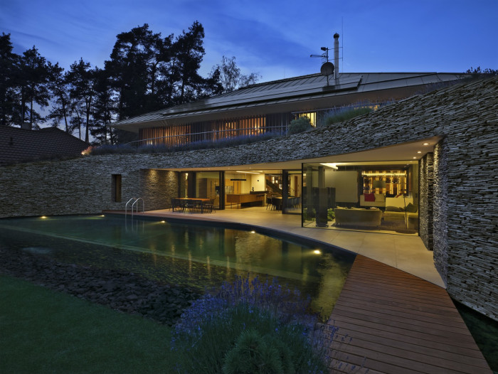 Dům v boru, A69 - architekti / Boris Redčenkov, Prokop Tomášek, Jaroslav Wertig