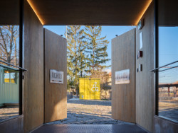 Komunitní centrum Sklad 13 od Sodomka*Sodomková Architekti