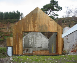 Rust-ic House, Urban Agency