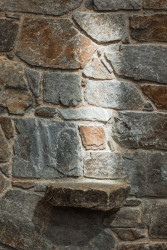 Kamenná podezdívka (Kaple Panny Marie Bolestné v Nesvačilce, studio RCNKSK)